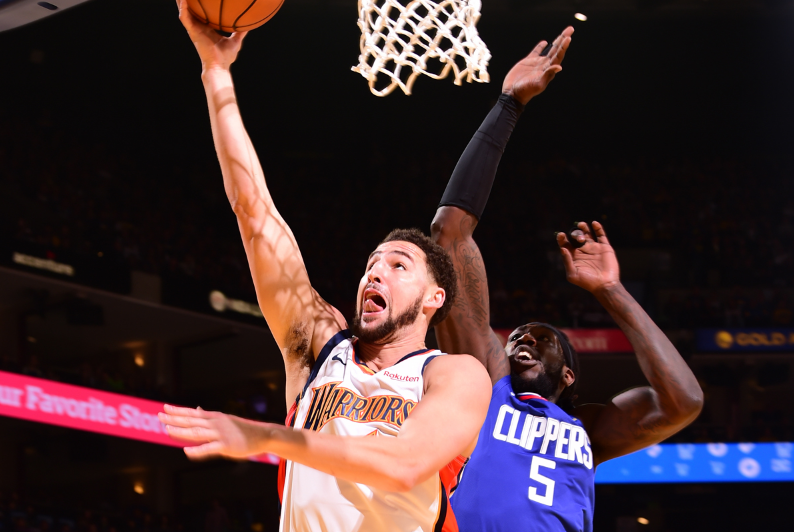 爱游戏- 篮球传球动作要领 