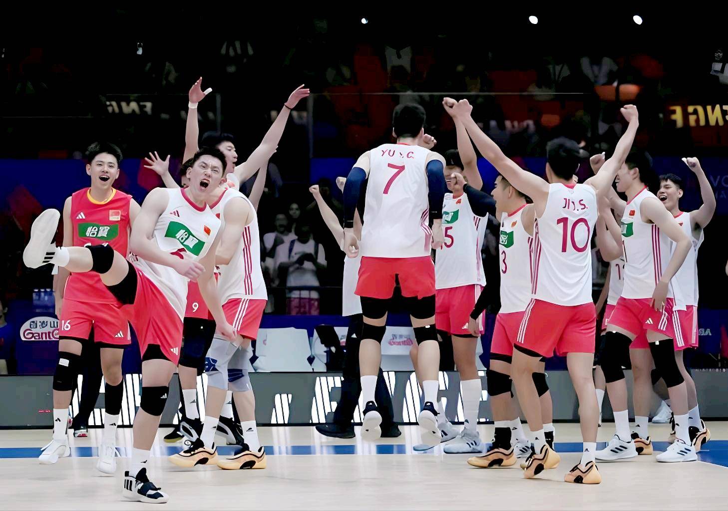 爱游戏-包含塞尔维亚队前途光明！，哈兰德新星锐不可当表现突出热度持续攀升的词条