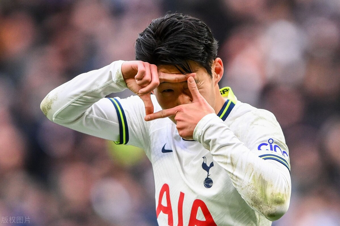 爱游戏体育- 英超赛前走向成谜，深圳男篮止住颓势，管理层满意，更衣室氛围转暖