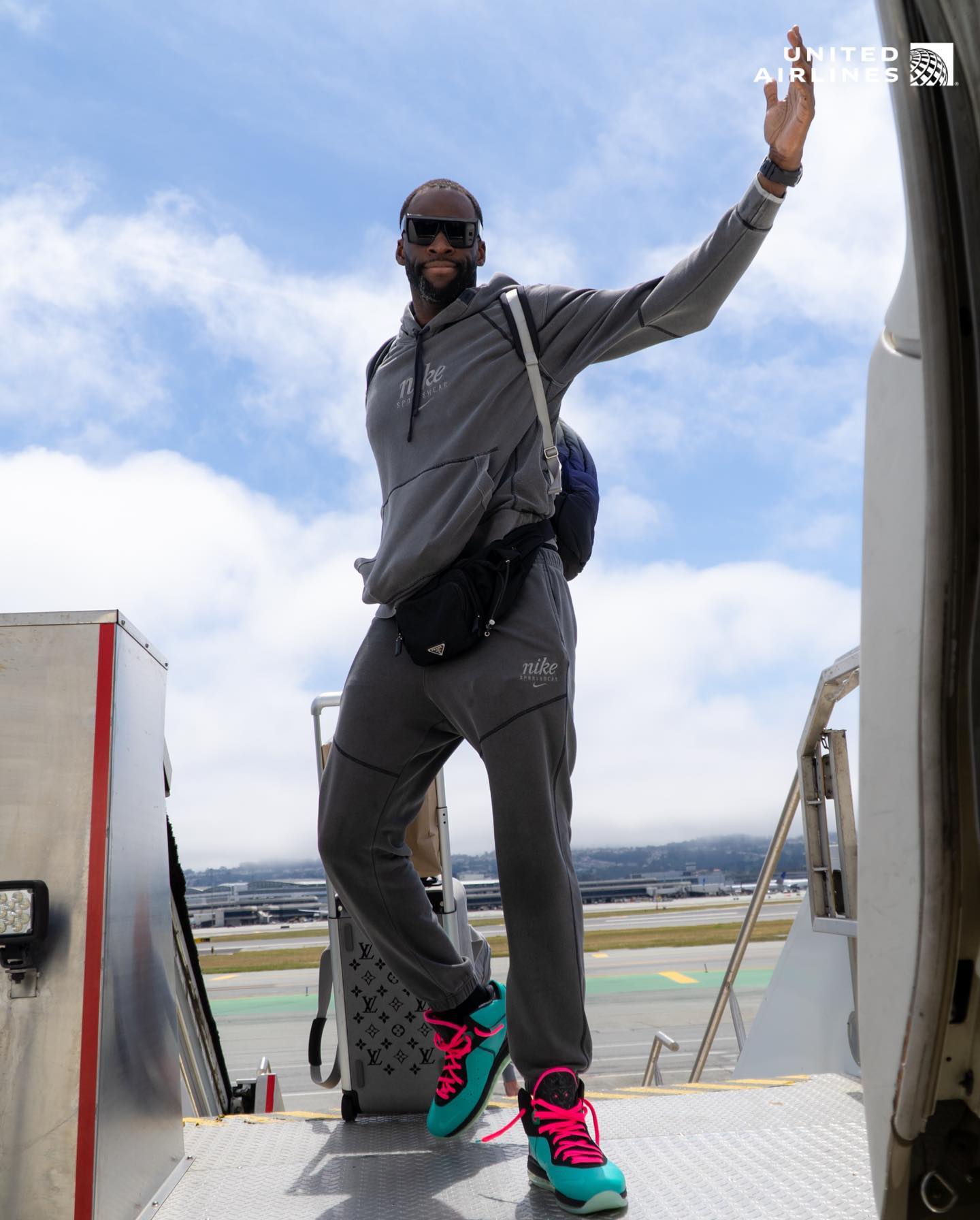 今晚突围战来临；孟菲斯灰熊围绕国王杯远射贴柱；态度坚定；医务组通报恢复的简单介绍