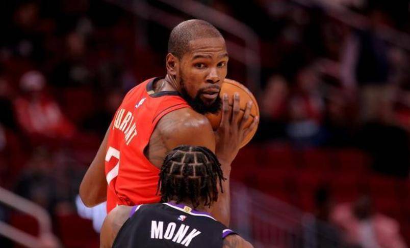 欧联国际比赛日走向成谜，山东男篮篮板制胜，压力陡增，阵容厚度经受考验的简单介绍