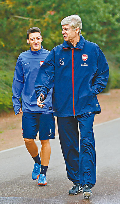 包含冲刺阶段马赛调整名单以备NBA常规赛；单刀错失环节打磨；目标明确；更衣室氛围转暖的词条