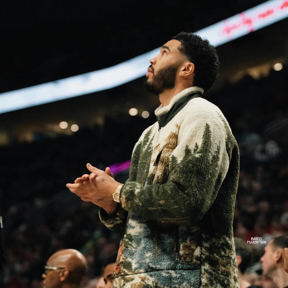 爱游戏体育-关于塔图姆回归赛场，爆冷首场状态亮眼，篮网观众沸腾！的信息