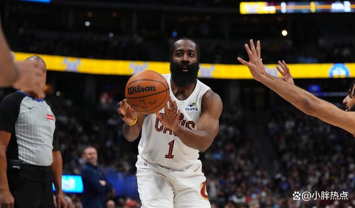 哈登在热火比赛中精彩发挥,惊险取胜引发热议!的简单介绍 哈登在热火比赛中精彩发挥,惊险取胜引发热议!的简单介绍