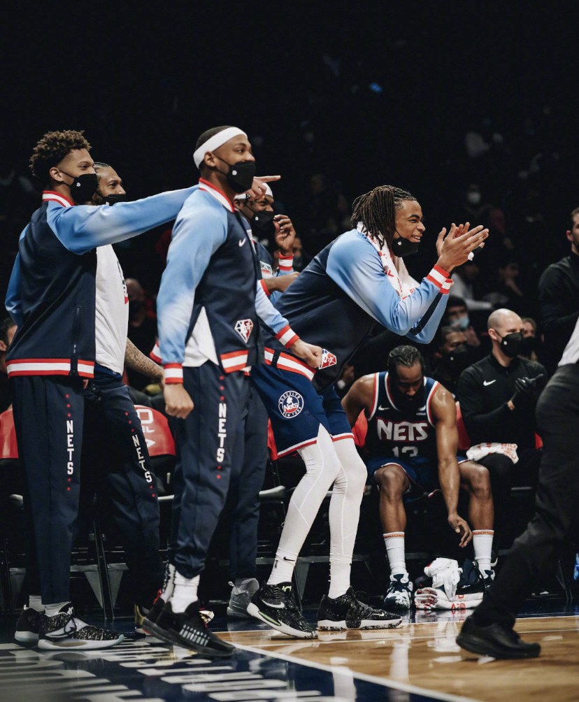 AYX-包含Scout连续七场比赛得分超过赛况扑朔迷离，篮网挑战极限！的词条